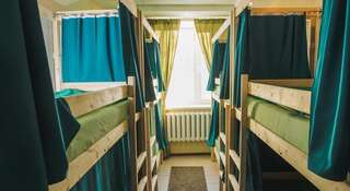 Гостиница Nice Hostel Томск Кровать в общем 10-местном номере для мужчин-3