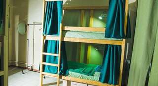 Гостиница Nice Hostel Томск Спальное место на двухъярусной кровати в общем номере для женщин-1